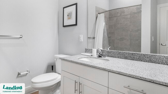 Photo - 1619 N Frazier St Unidad 104