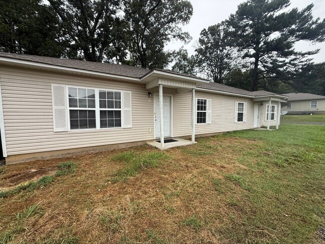 Building Photo - 3909 Tates Mill Rd Unit 4B Rental