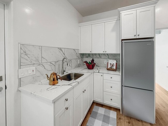 Brand New Luxury 2 Bed / 2 Bath in Winters... - Brand New Luxury 2 Bed / 2 Bath in Winters... House
