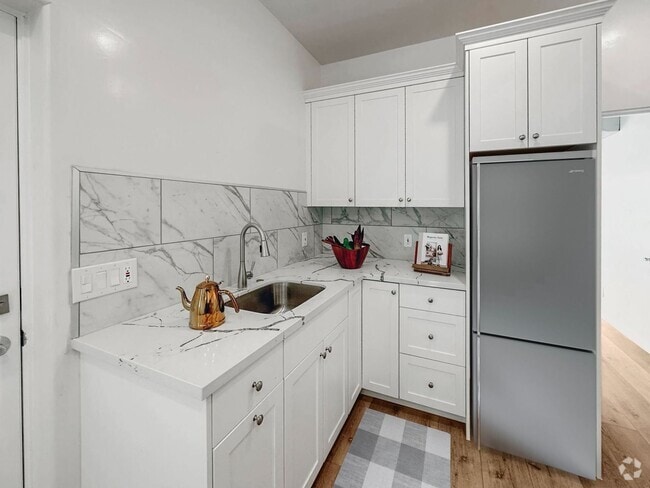 Building Photo - Brand New Luxury 2 Bed / 2 Bath in Winters... Rental