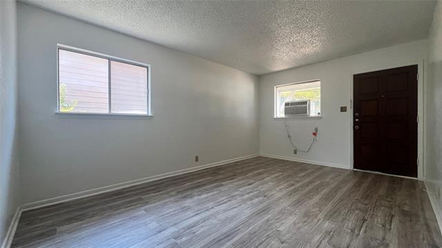 Photo - 5429 Farnsworth Ave