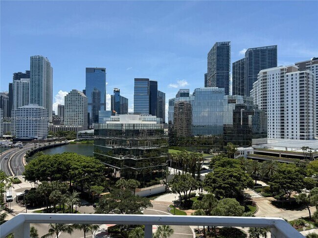 Building Photo - 770 Claughton Island Dr Unit 1101 Rental