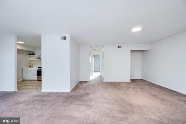 Photo - 2912 State Hill Rd Unit B-2