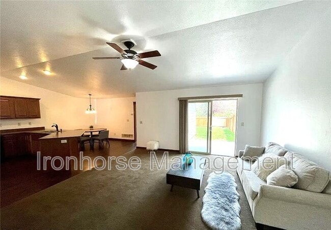 Photo - 103 Covey Ct Unidad A