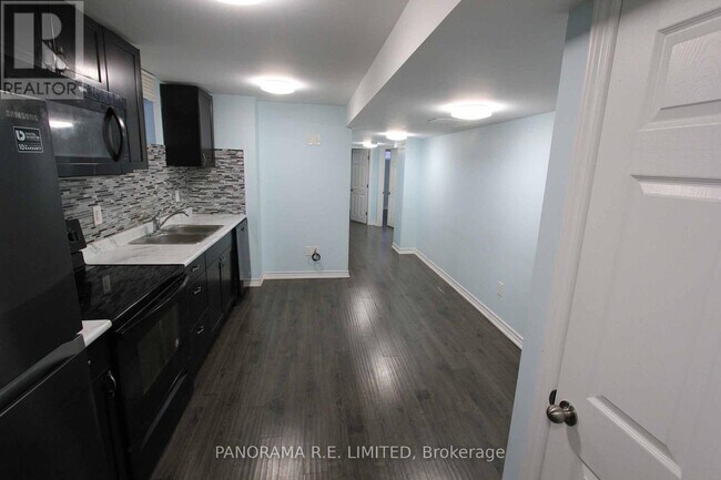 Photo - 4820 Yorkshire Ave