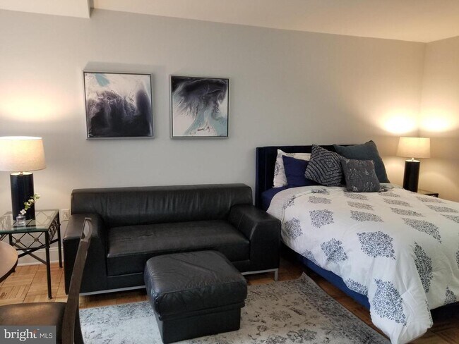 Photo - 1121 Arlington Blvd Unit 224