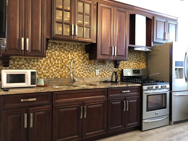 Photo - 3328 Park Ave Unit 1