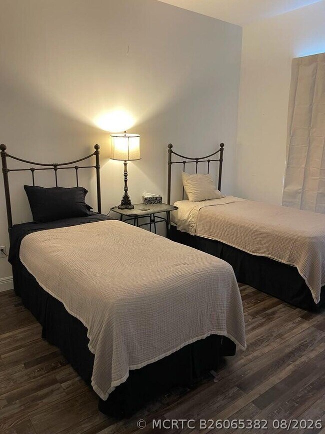 Photo - 12 Harbour Isle Dr W Unit 306