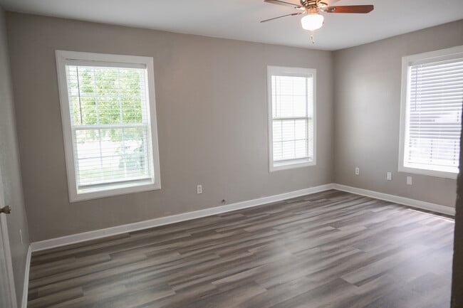 Photo - 2025 Texas Ave