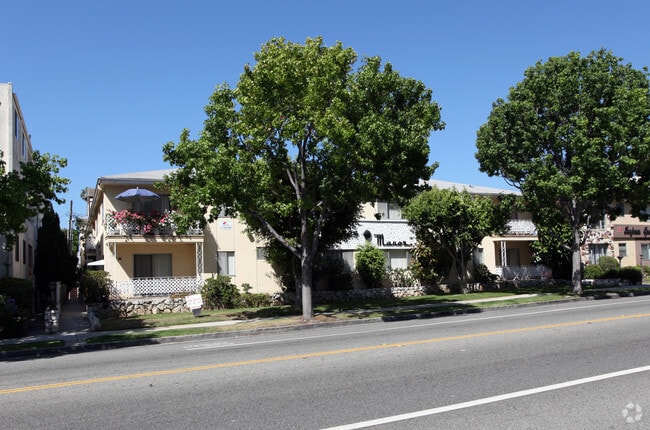 Primary Photo - Monroe Manor