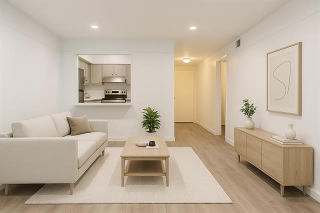 Building Photo - 5311 Fleetwood Oaks Ave Unit 166