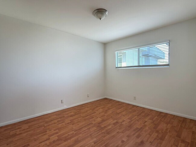 Photo - LB1702 (lease only) Apartment Unit 4
