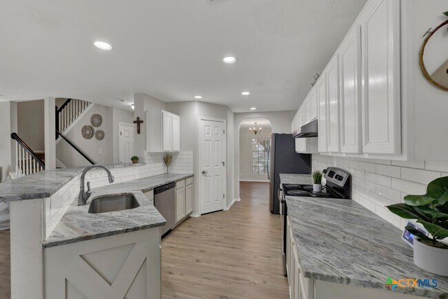 Photo - 2410 Fayette Dr