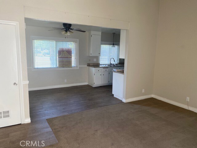 Photo - 334 Meadow Ct