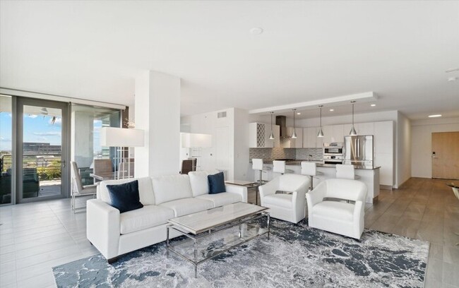 Experience luxury living in this exquisite... - Experience luxury living in this exquisite... Unidad Apartment 7180