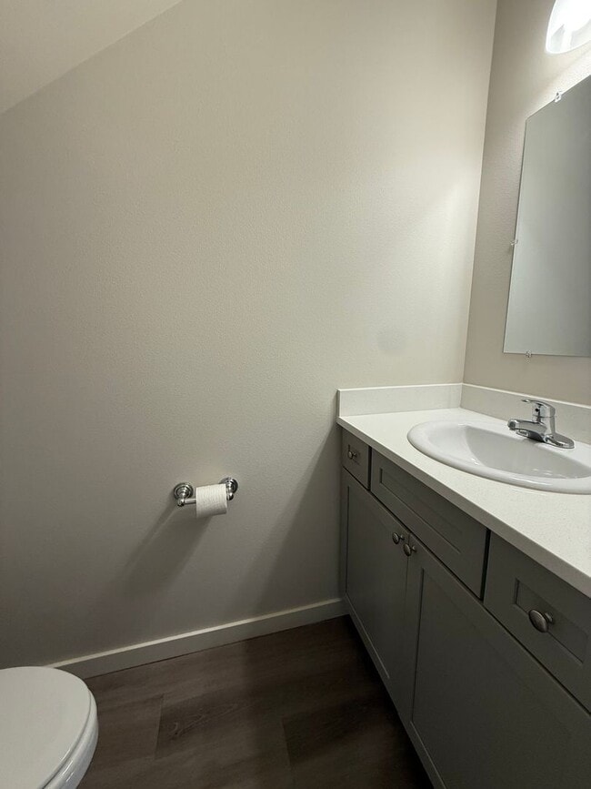 5308 Smitten St