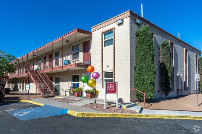 Leasing Office