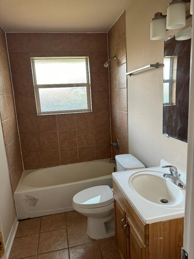 Photo - 4627 Evangeline Dr