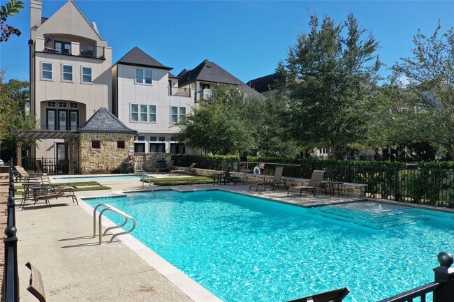 Photo - 1708 Upland Lakes