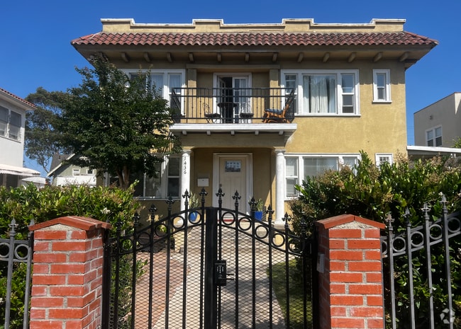 Building Photo - 1438 S Norton Ave Rental