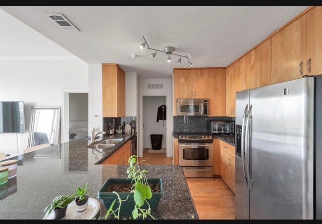 Photo - 3505 Sage Rd Unit 2805