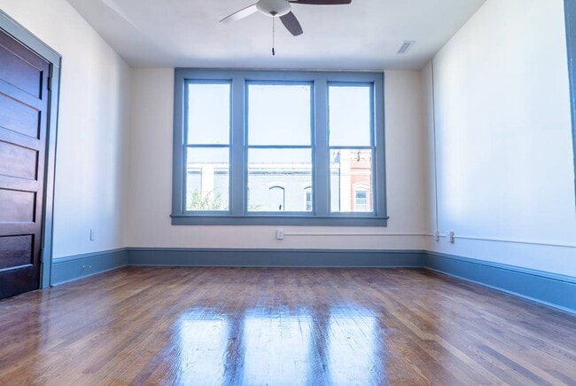 Building Photo - 87-A West Main