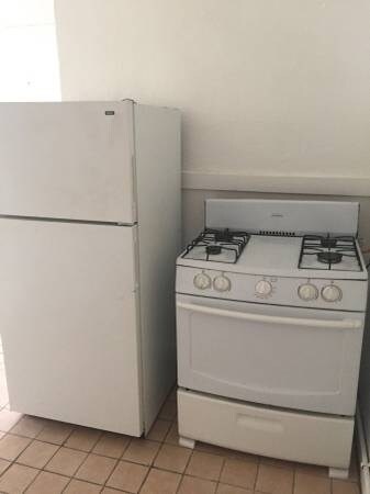 Photo - 8 Adella Pl Unit 2