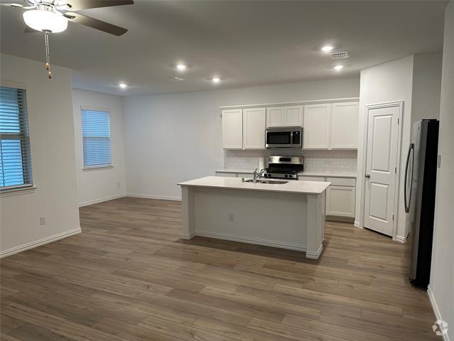 Building Photo - 1210 Mahogany Ln Rental