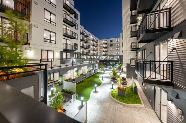 Building Photo - Aspire11 Rental