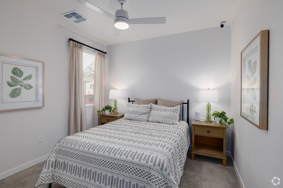 Polaris 1BR, 1BA - 840SF - Bedroom