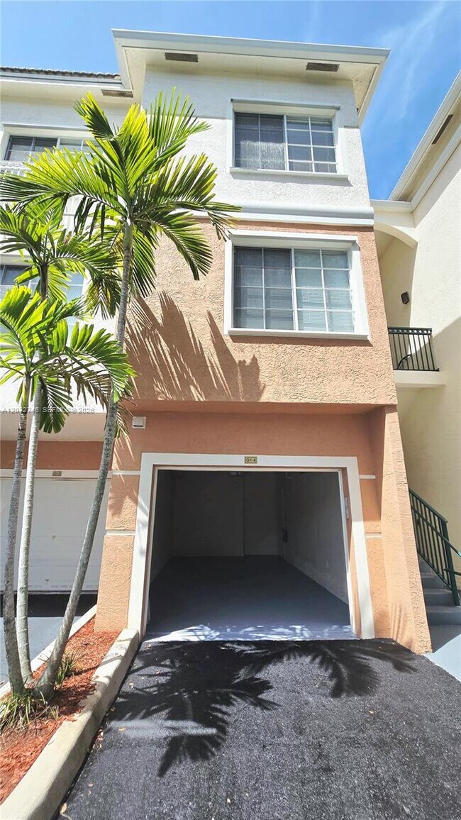 1307 Myrtlewood Cir E Unidad 1307