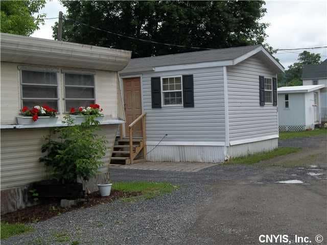 Photo - Mobile Home Park