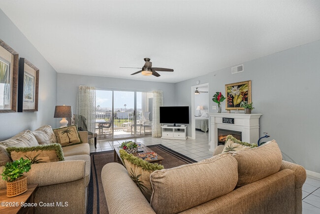 Photo - 601 Shorewood Dr Unit G405