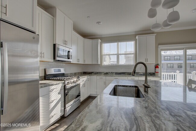 Photo - 26 Mariveles Wy