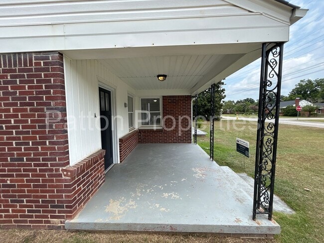Photo - 999 Seminole Dr Unidad 999-A Seminole Drive