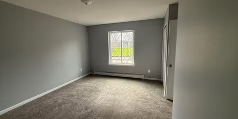 Photo - 266 Clark St