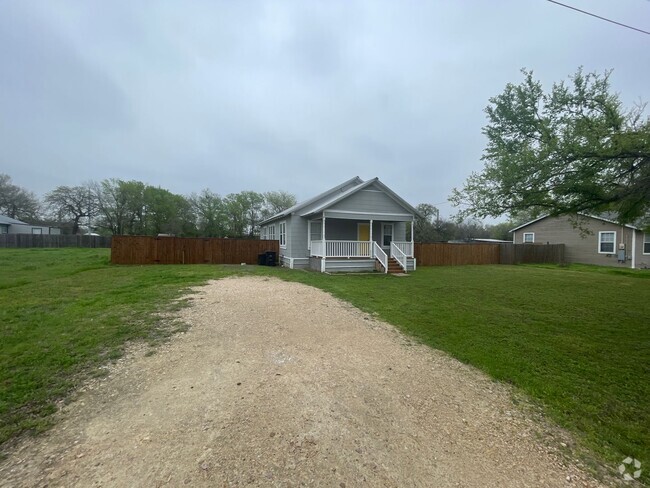 Building Photo - WOW! Rental