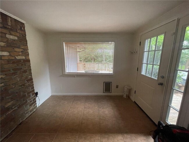 Photo - 2760 Brevard Dr