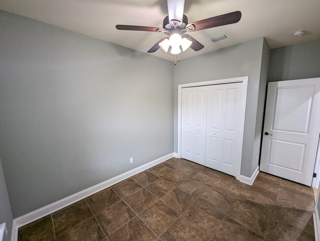 Photo - 116 Alder Ave SE