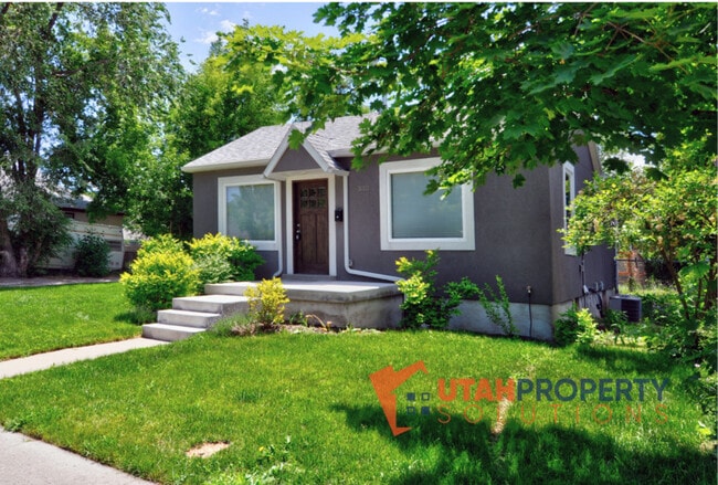 Photo - 330 E Sherman Ave