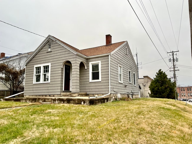 Photo - 1319 E Lake Ave