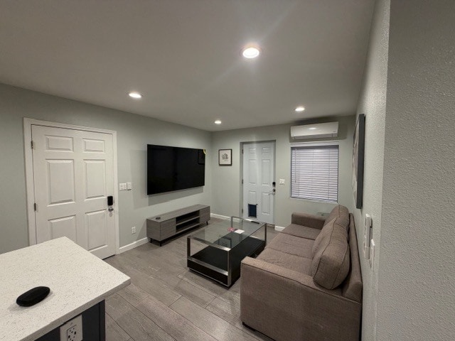 Photo - 13841 Sherwood St