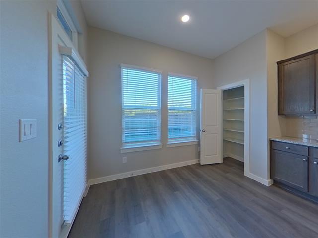 Photo - 5476 Sandstone Dr