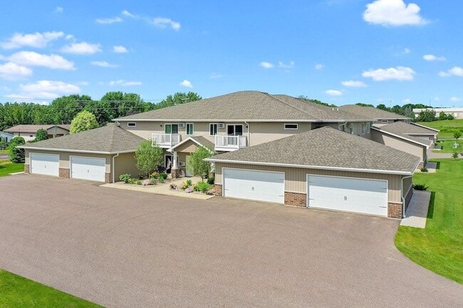Photo - Garden Ridge