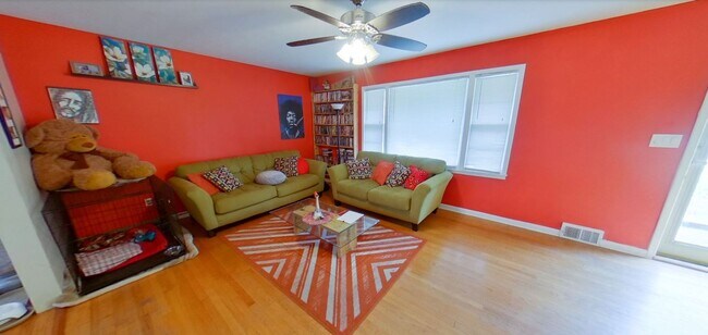 3D Tour Available - Fenced-in Yard + Attac... - 3D Tour Available - Fenced-in Yard + Attac...