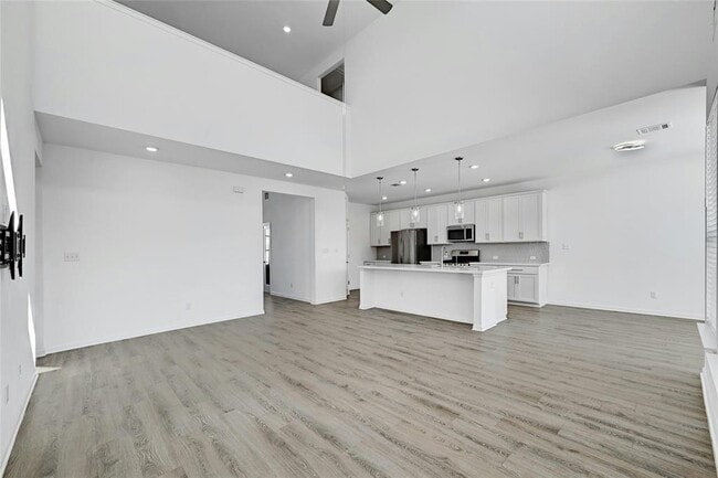Photo - 6411 Velvet Leaf Ln