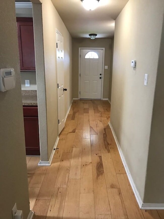 Photo - 6017 Trammel Estates Dr