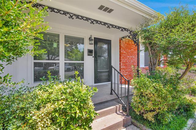 Photo - 1422 Flamingo Ln