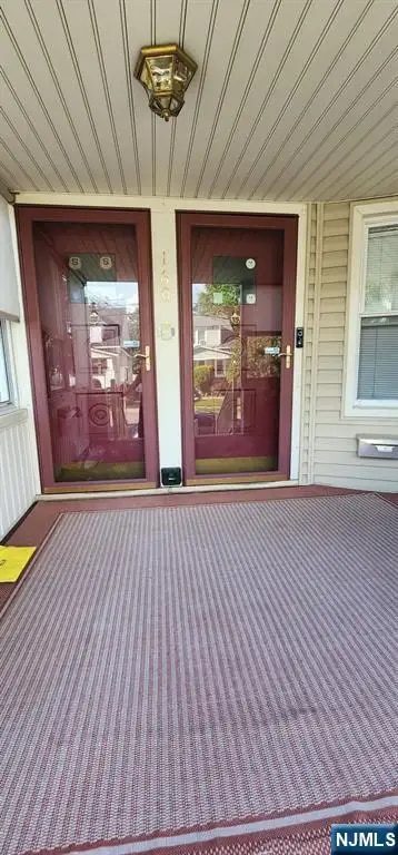 Photo - 160 W 4th St Apartment Unit 2
