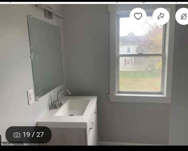 Photo - 119 S Academy St